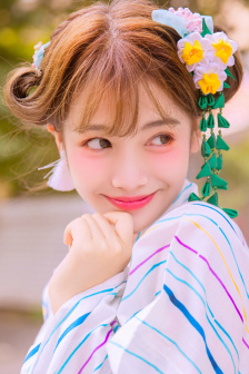 佐伯奈